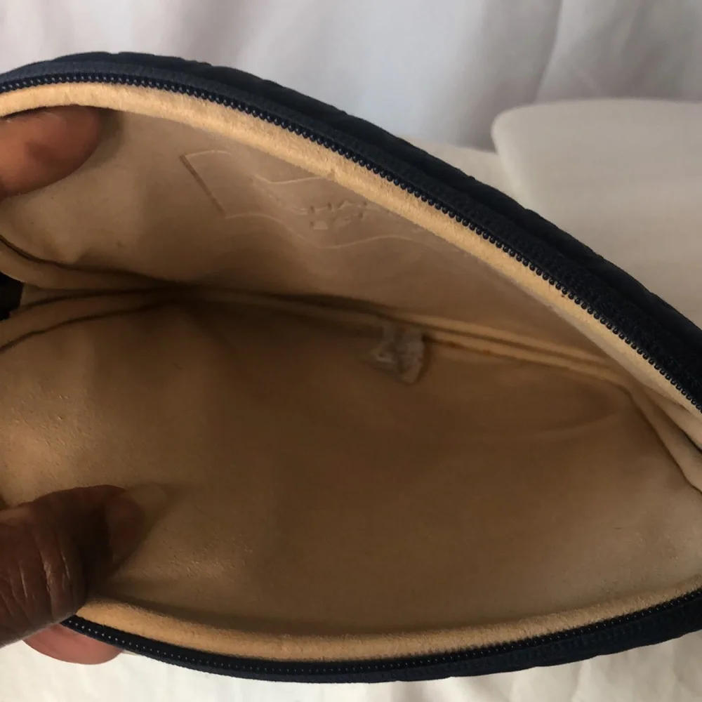 MICHAEL KORS Blue tablet case.